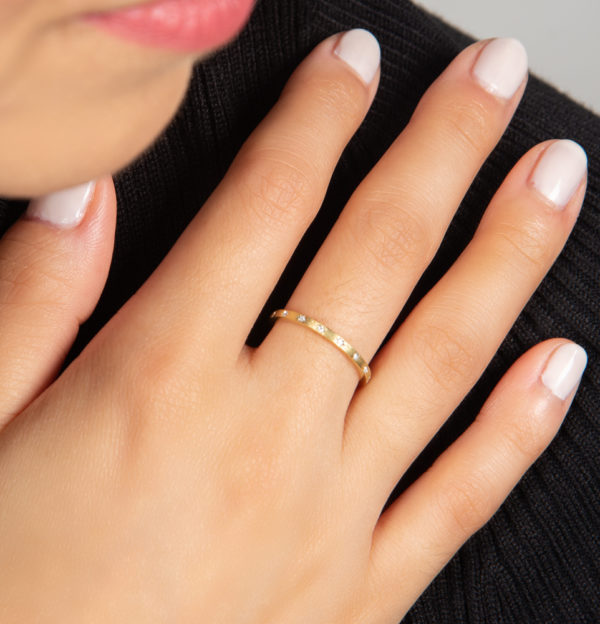 Moroccan Thin Diamond Band With Star Pattern - Image 2