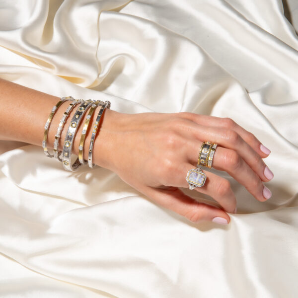Mixed Metal Cocktail Stone Ring - Image 3